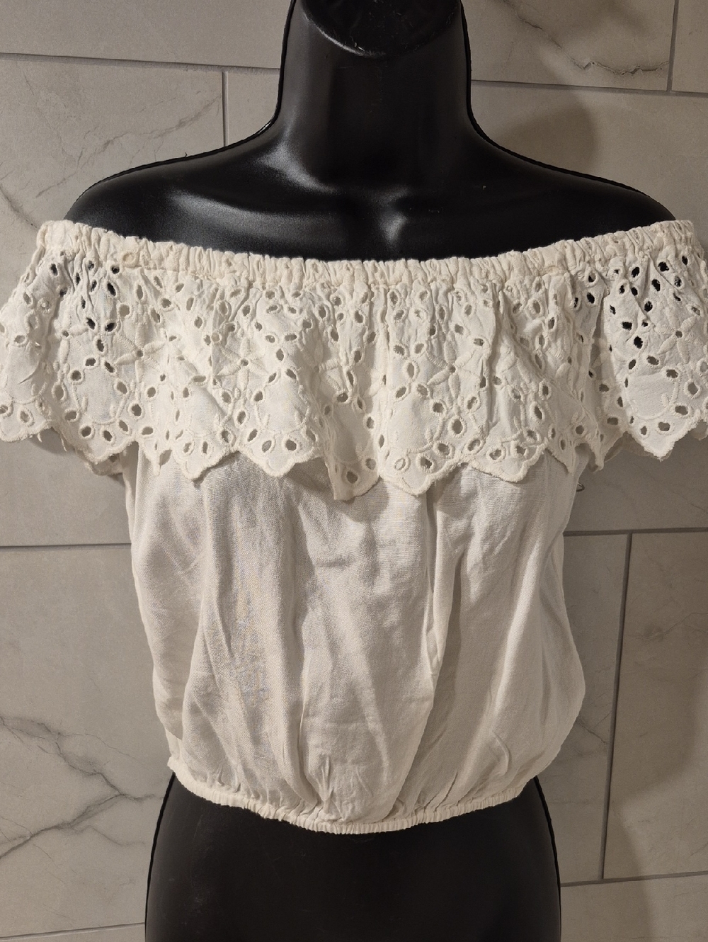 Women's White Off-Shoulder Eyelet Ruffle Crop Top